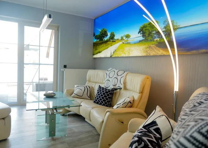 Astrids Seehaus * ゼンフテンベルク