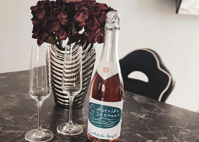 Astrids Seehaus * ゼンフテンベルク